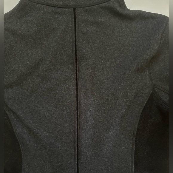 Lululemon Heathered Black Mesh Is
More Jacket size 6 - Picture 6 of 9
